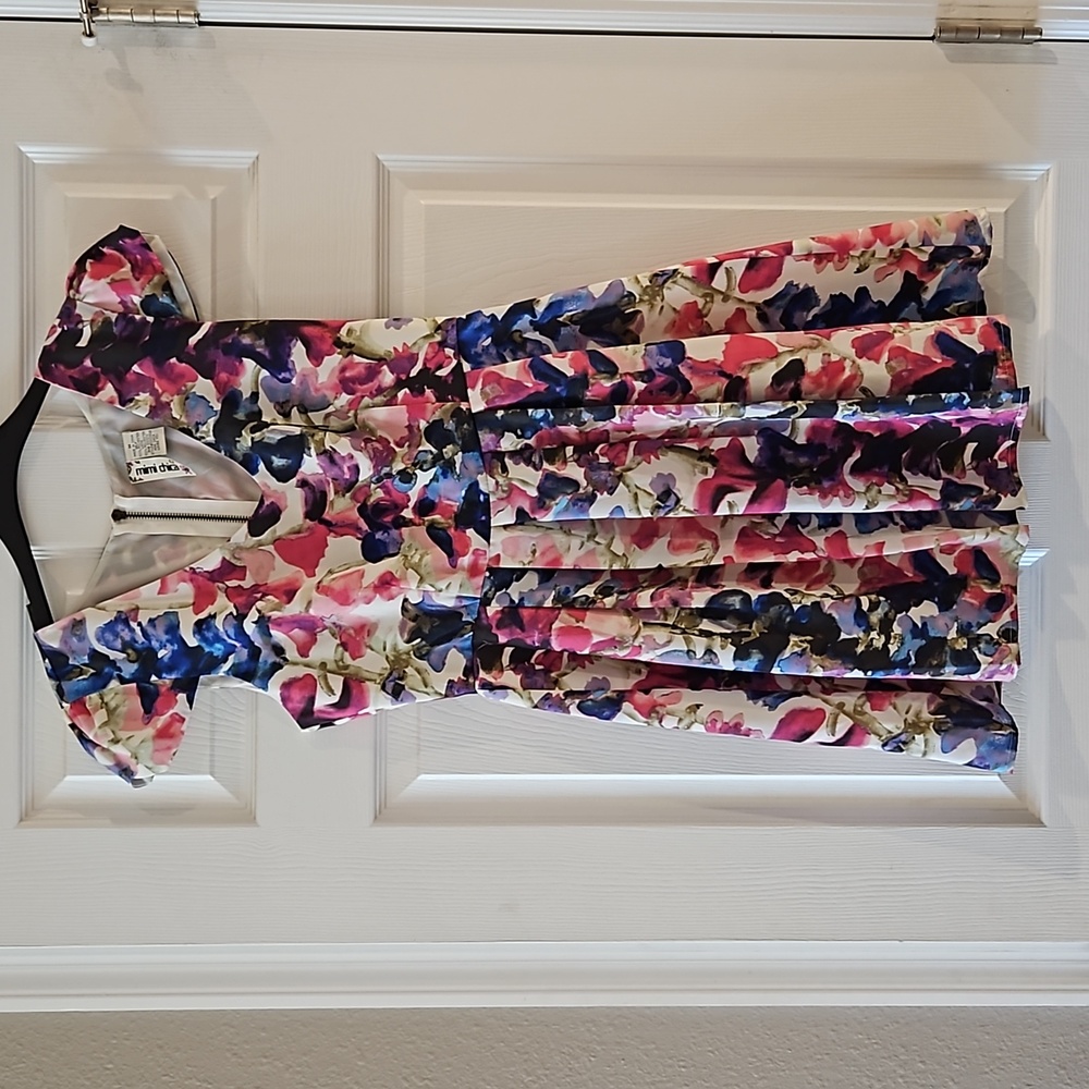 Floral fit and flare dress size medium